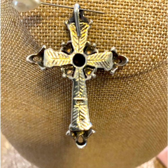 MARCASITE ONYX CROSS PENDANT - Picture 4 of 4